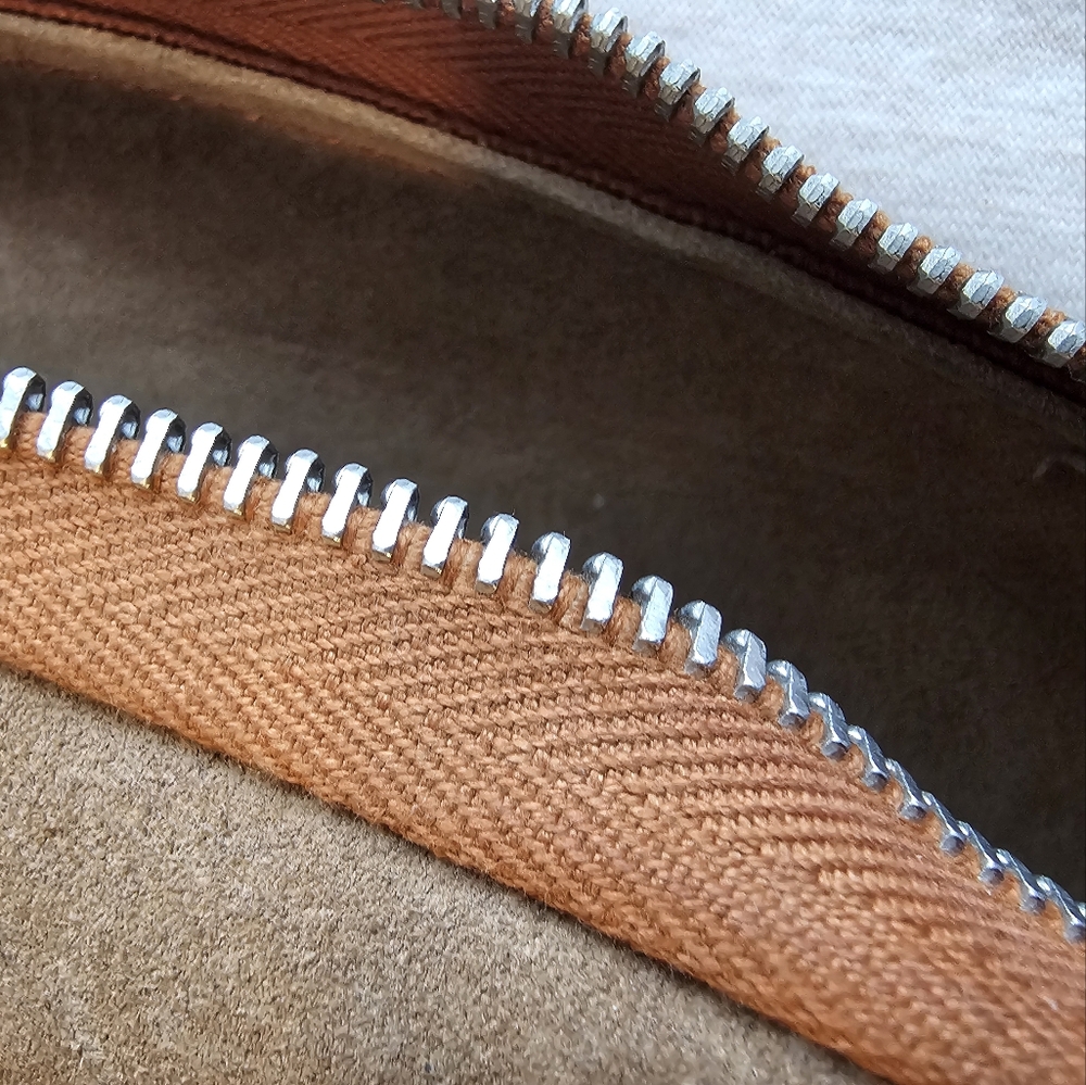 Vintage 1970s Handmade Leather Sultan Slippers – 100% Genuine Leather - Picture 11 of 16